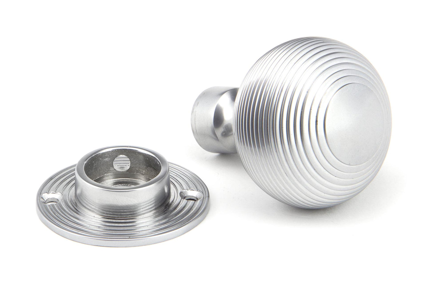 Satin Chrome Heavy Beehive Mortice/Rim Knob Set pieces