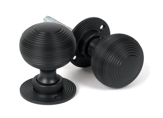 Beyond the Basic Black Knob: A Guide to Beehive, Brompton, and Mortice Designs