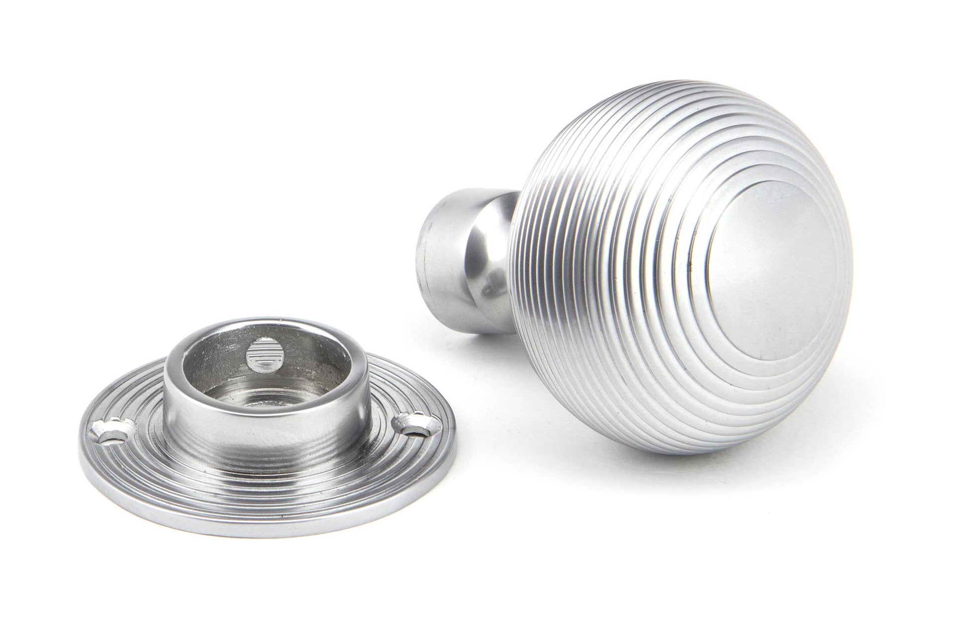 Satin Chrome Heavy Beehive Mortice/Rim Knob Set pieces